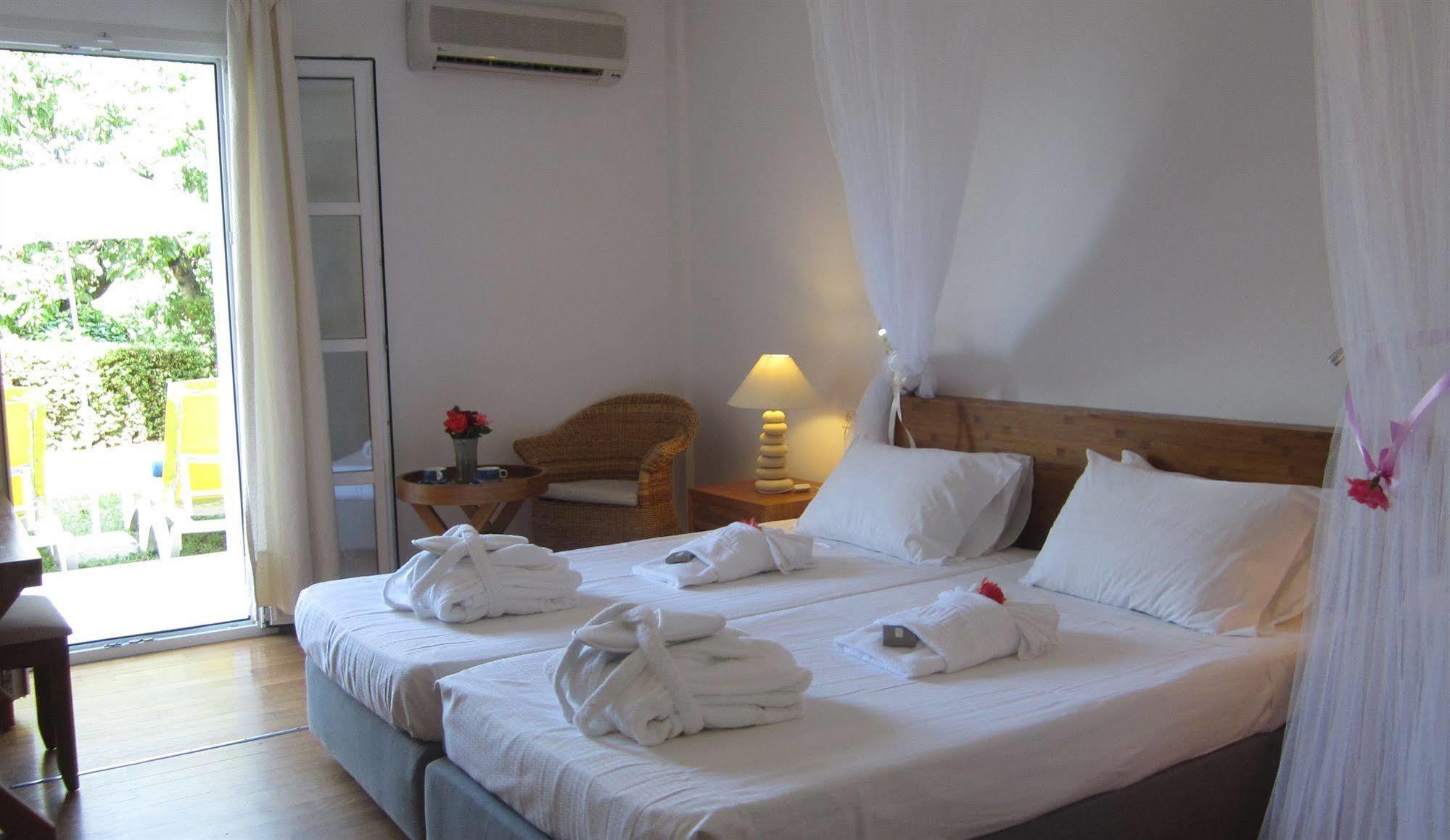 Ionian Princess Suites Hotel アカラヴィ エクステリア 写真