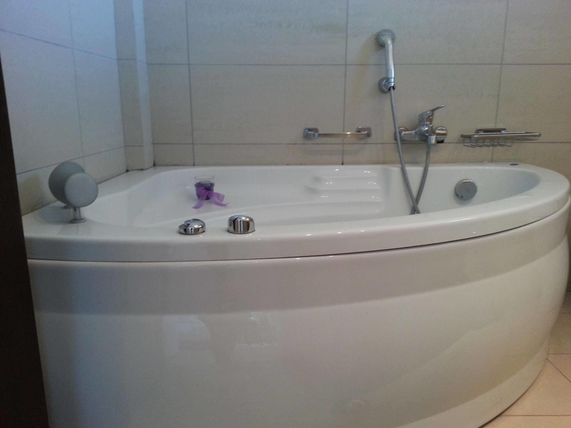 Ionian Princess Suites Hotel アカラヴィ エクステリア 写真