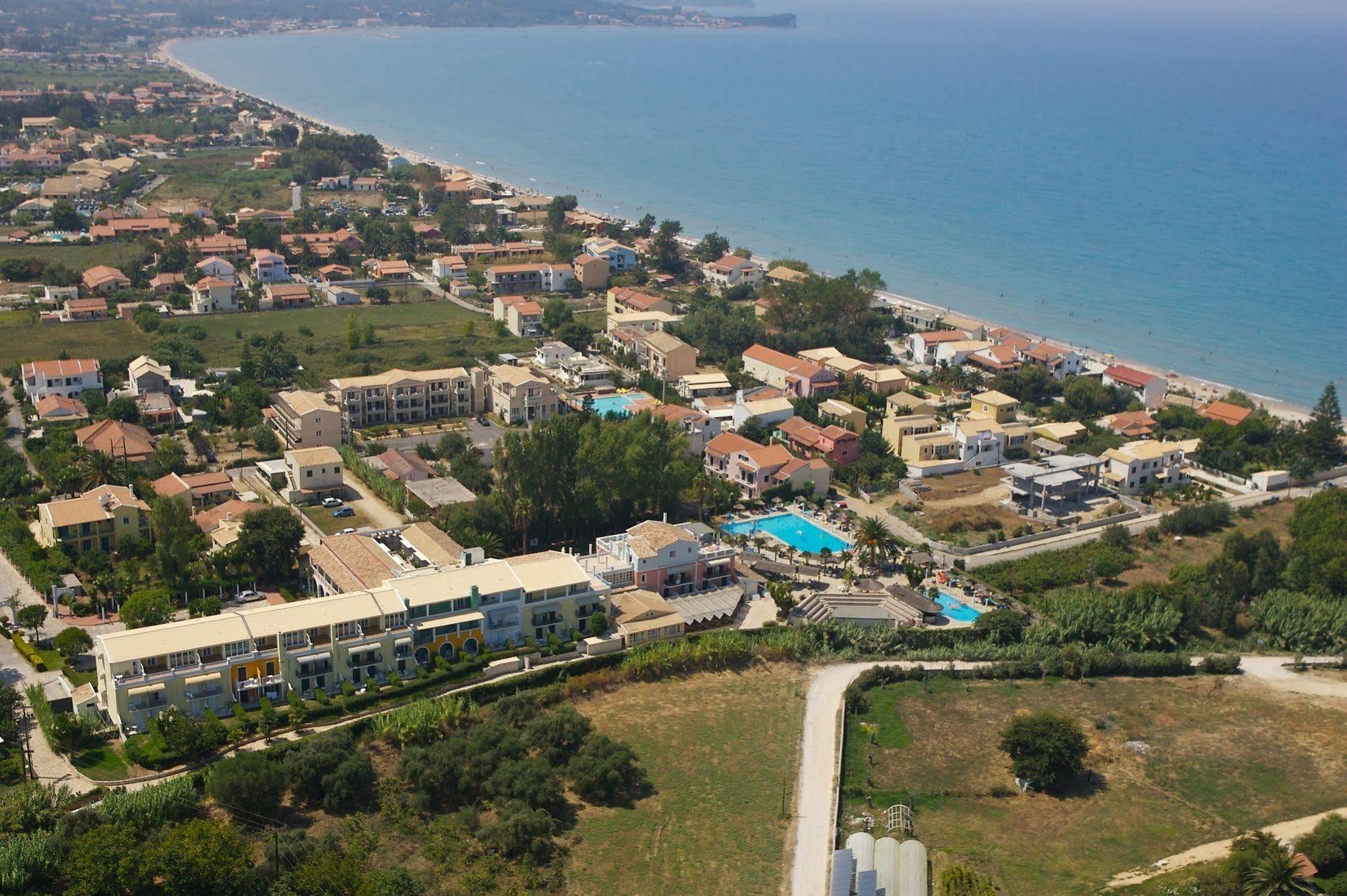 Ionian Princess Suites Hotel アカラヴィ エクステリア 写真