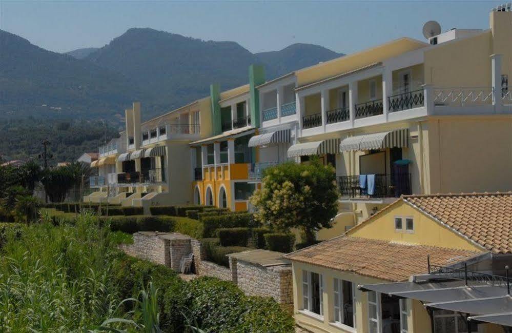 Ionian Princess Suites Hotel アカラヴィ エクステリア 写真